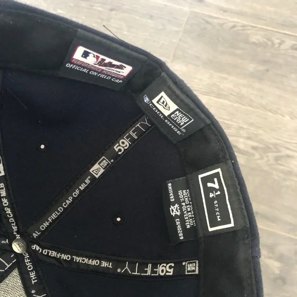 SOLD Yankees Cap - Picture 3 of 4